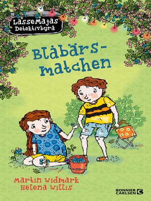 cover image of LasseMajas sommarlovsbok. Blåbärsmatchen